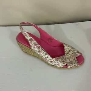 Chaps Pink Floral  Fabric Corala Peep Toe Espadrille Wedge Sandals Size 9B